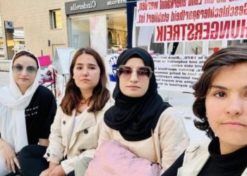 Açlık grevindeki Afganistanlı kadınlara destek mektubu