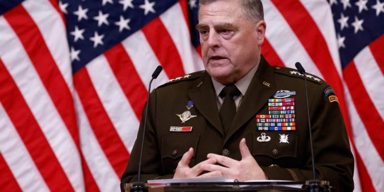 ABD Genelkurmay Başkanı Ukrayna'da yaklaşan soğuklardan endişeli: Karşı saldırı için 30 ila 45 gün var