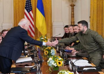 ABD'den Ukrayna'ya 325 milyon dolarlık yeni askeri yardım: 'İlk Abrams tankları Kiev'e teslim edilecek'