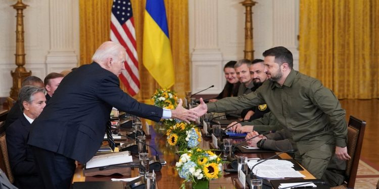 ABD'den Ukrayna'ya 325 milyon dolarlık yeni askeri yardım: 'İlk Abrams tankları Kiev'e teslim edilecek'