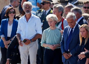 AB'den üye ülkelere İtalya'dan sığınmacı kabul etme çağrısı