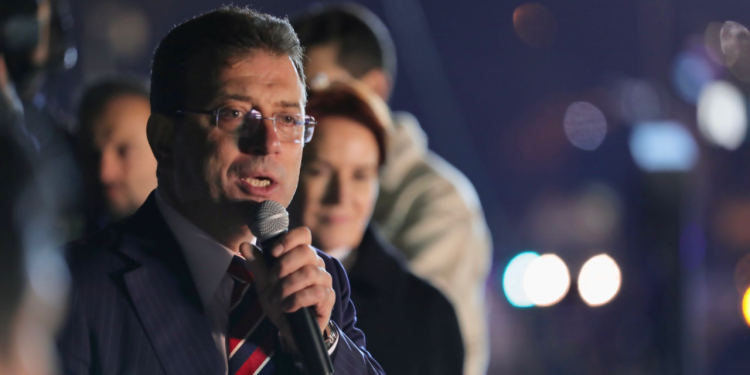 Akşener'in sözleriyle ilgili sessizliğini koruyordu: Ekrem İmamoğlu konuştu, 'bu fikre asla katılmıyorum, her zaman ittifak şart'