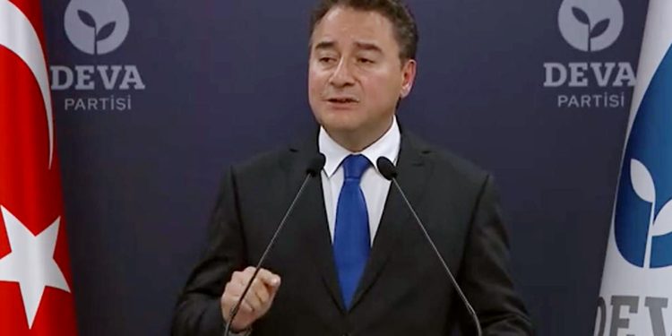 Ali Babacan’dan OVP yorumu: Hiç bir somut adım yok, yük yine dar gelirlinin üzerine yıkılacak