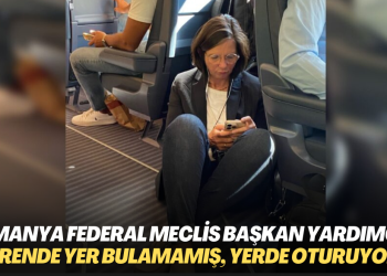 Almanya Federal Meclis Başkan Yardımcısı trende Yer bulamamış, yerde oturuyor