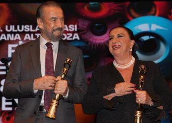 Altın Koza'da Onur Ödülleri Perran Kutman ile Cihan Ünal'ın oldu