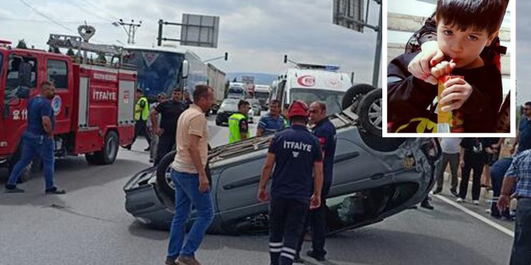 Amasya’da otomobil ile ticari araç çarpıştı: 1 çocuk öldü, 8 kişi yaralandı