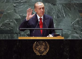 Anayasadan o maddeyi kaldırmak istiyorlar: Cumhur İttifakı, Erdoğan'ı 2028'de yeniden aday yapmanın formülünü arıyor!