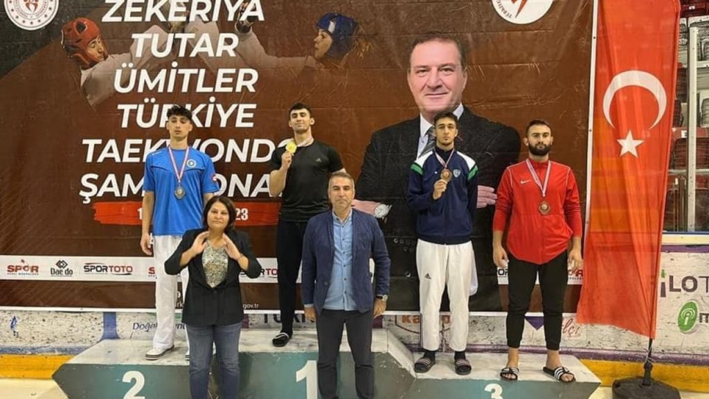 Arif Köse, Taekwondo Şampiyonasında bronz madalya kazandı