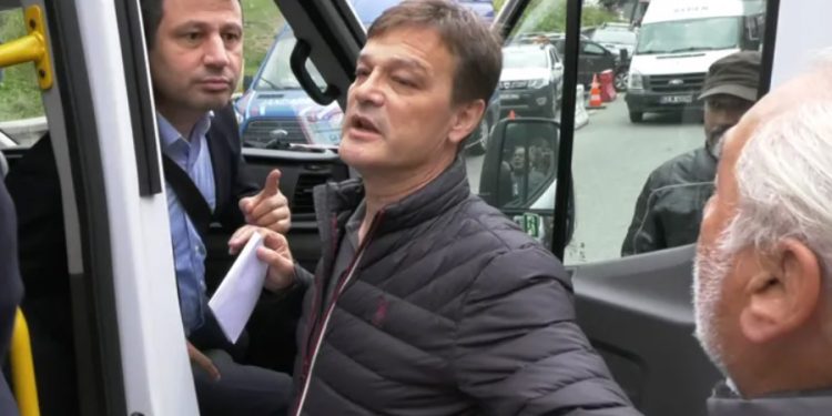 Ayder Yaylası’nda bilirkişi keşfine katılan hâkim vatandaşlara parmak sallayıp tehdit etti: ‘Aldırırım seni’