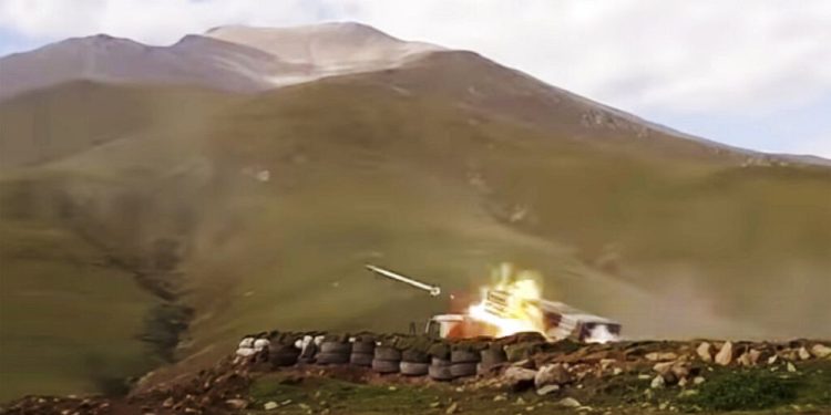 Azerbaycan, Dağlık Karabağ'da operasyon başlattı