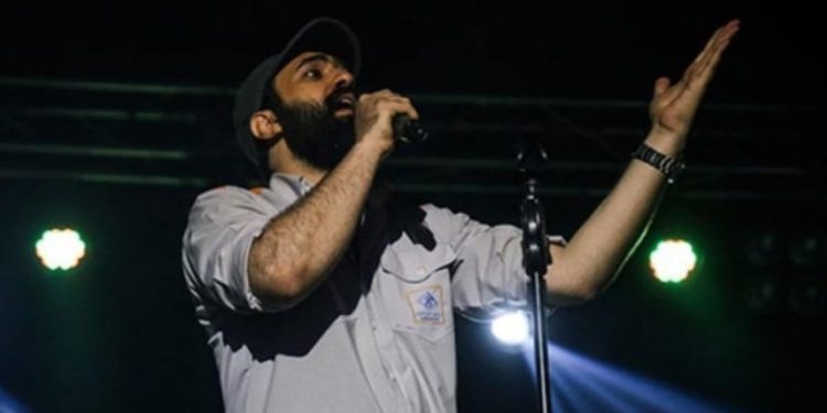 Başörtüsü yasağını protesto eden İranlı şarkıcı hakkında iddianame