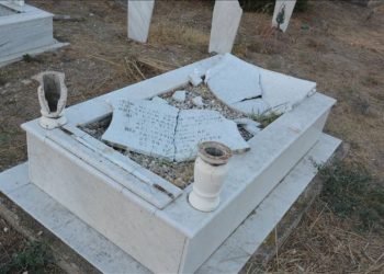 Batı Trakya'da Türk mezarlığına saldırı