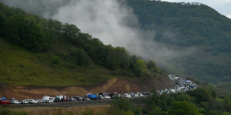 Birleşmiş Milletler: Dağlık Karabağ'dan Ermenistan'a kaçanların sayısı 100 bini geçti
