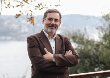 Boğaziçi'nde Murat Gülsoy'un üniversiteye girişi yasaklandı: "30 yıldır hocası olduğum..."