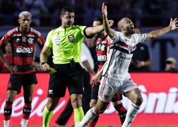 Brezilya ekiplerinden Sao Paulo tarihinde ilk!