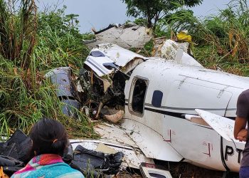 Brezilyalı turistleri taşıyan özel uçak Amazon ormanlarında düştü: 14 ölü