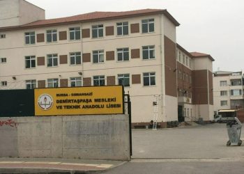 Bursa'da müteahhitten satılık devlet okulu!