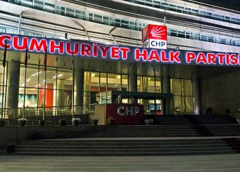 CHP’de bir isim daha sinyal verdi: Potansiyel genel başkan adayıyım