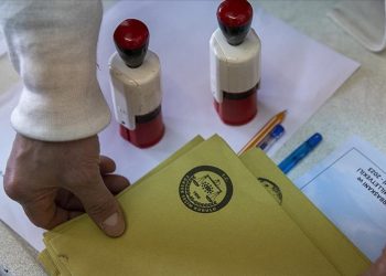 CHP'den adres değişikliği yapan seçmenlere uyarı