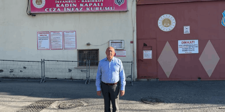 CHP'li Çakırözer'den Gezi tutuklularına ziyaret: Aydınlar zindandayken demokrasi gelmez