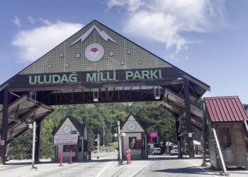 CHP'li Sarıbal'dan Kirazlıyayla'ya helikopter pisti yapılmasına tepki