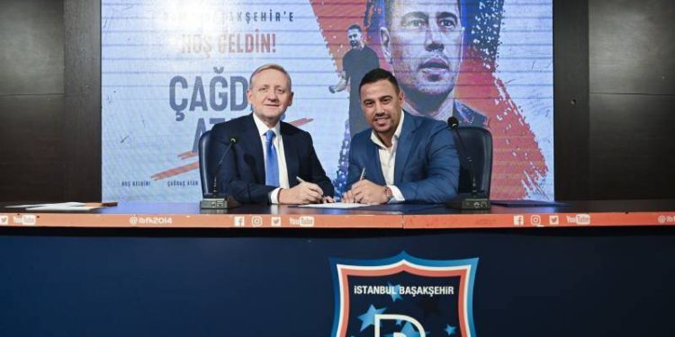 Çağdaş Atan, Başakşehir'e imzayı attı