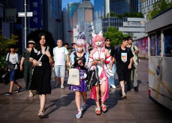 Çin'de yasa tasarısı: 'Milli duyguları inciten' kıyafet ve davranışlara ceza yolda