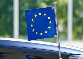 Çin’in elektrikli otomobillerine yönelik gümrük vergisini artırıyor