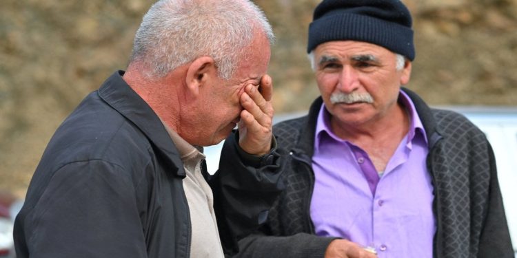 Dağlık Karabağ'daki her 6 kişiden 1'i Ermenistan'a göç etti