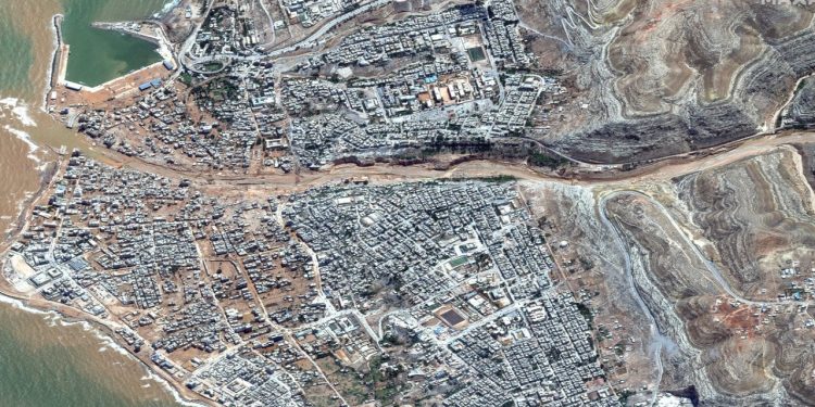 Derne Belediye Başkanı: Ölü sayısı 20 bini bulabilir