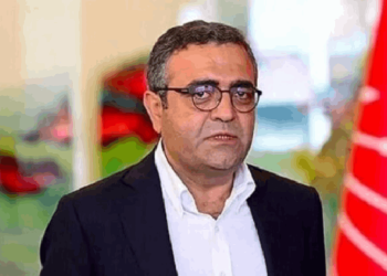 Diyarbakır Barosu'ndan Sezgin Tanrıkulu'na destek: Hedef gösteren saldırıları kınıyoruz