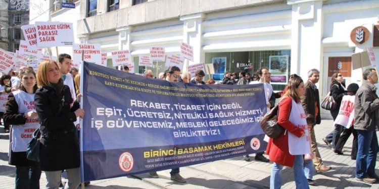 Dr. Cegerğun  Polat: 'Sağlığa erişim sorunu bir demokrasi sorunudur'