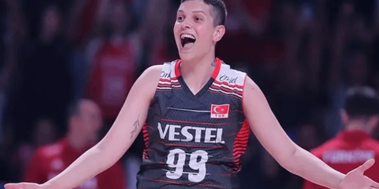 Ebrar'dan final maçı öncesi mesajı: "Zirvedeyim sesin duyulmuyor"