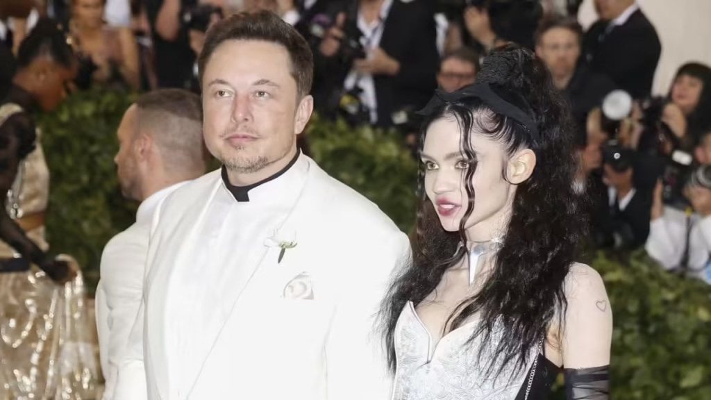 Elon Musk ve Kanadalı sanatçı Grimes'ın üçüncü çocuğu ortaya çıktı: Techno Mechanicus