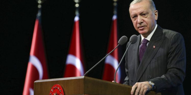 Erdoğan'dan AB'ye tepki: Gerekirse yolları ayırabiliriz