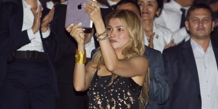 Eski Özbek cumhurbaşkanının kızı suç örgütü yönetmekle suçlandı: 857 milyon dolarlık mal varlığına el kondu