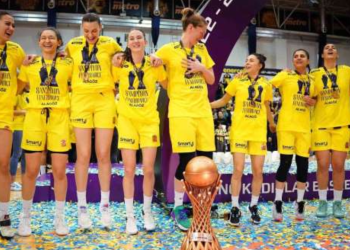 EuroLeague şampiyonu Fenerbahçe, Süper Kupa için parkeye çıkacak