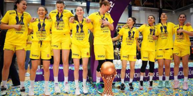 EuroLeague şampiyonu Fenerbahçe, Süper Kupa için parkeye çıkacak