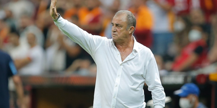 'Fatih Terim içeri girdi, hepimiz ayağa kalktık'