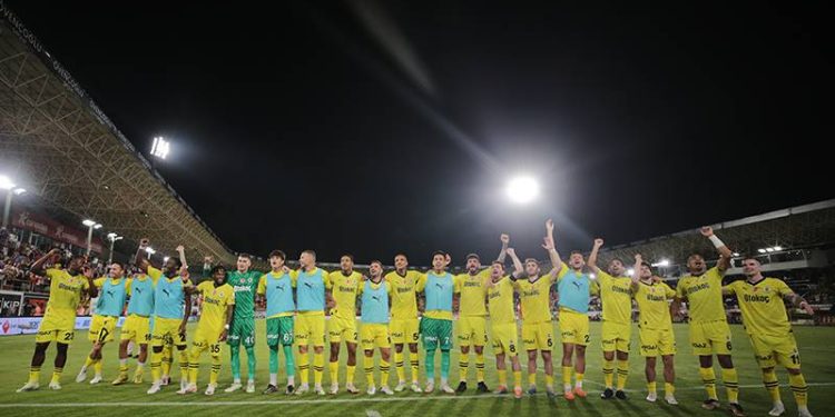 Fenerbahçe, deplasmanda kalesini gole kapattı