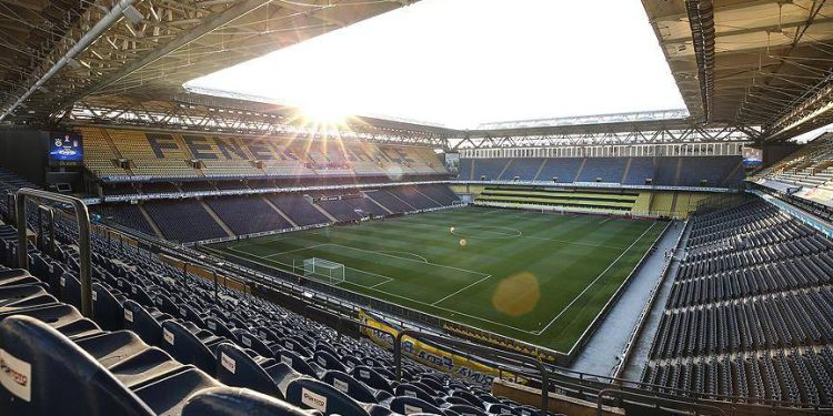 Fenerbahçe'nin stat ismi değişiyor: "Fenerbahçe Atatürk Stadı" olacak