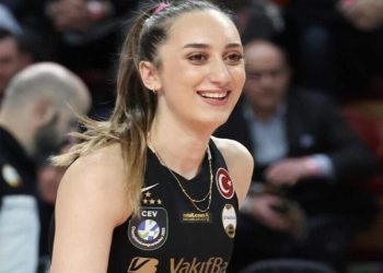 Filenin Sultanları'ndan Ayça Aykaç evleniyor