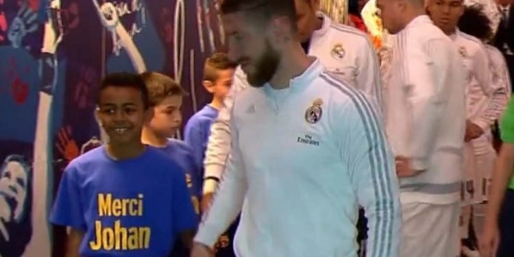 Filmlere konu olacak hikaye: Elinden tuttuğu çocuk Sergio Ramos'u yaktı