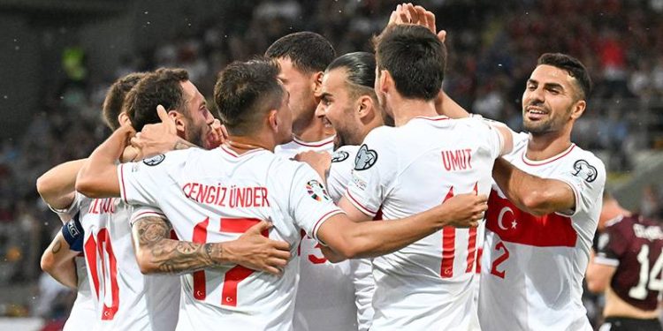 Futbolda milli mesai başlıyor