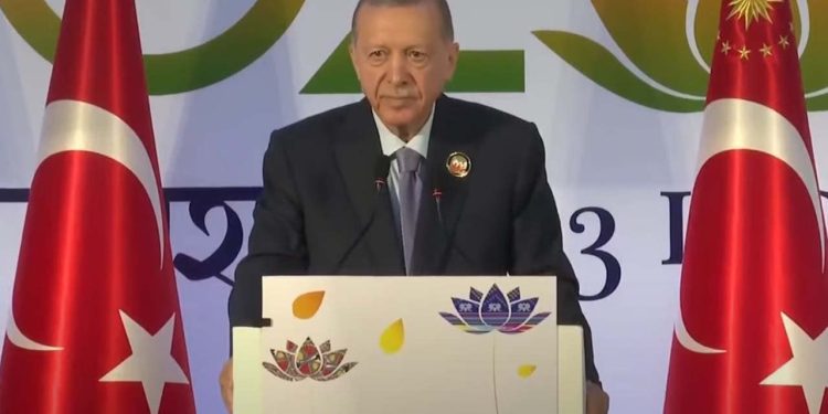 G20 zirvesinin ardından Erdoğan: Biden ile 'ayaküstü' F-16'ları konuştuk