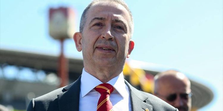 Galatasaray 2. Başkanı Öztürk'ten şampiyonluk sözleri: Taraftarımız bayrakları hazırlasın