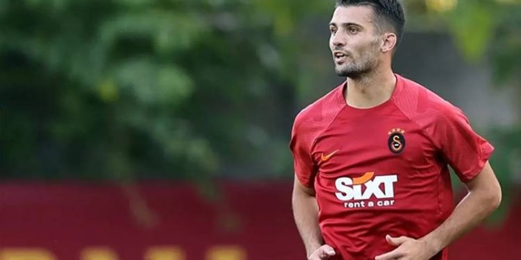 Galatasaray'da ayrılığa yanaşmayan Dubois'nın lisansı askıya alınabilir!