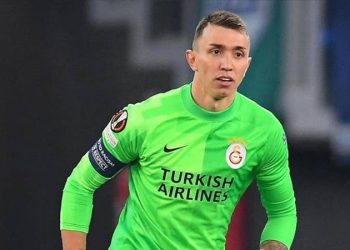 Galatasaray’da “hırsızlık” davası; Muslera’nın maç forması bile satılmış!