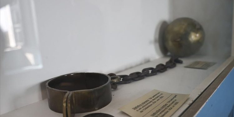 Gana'dan, köle ticareti nedeniyle Afrika ülkelerine tazminat talebi