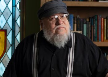 George R.R. Martin'in de aralarında olduğu 17 yazardan yapay zekâya dava